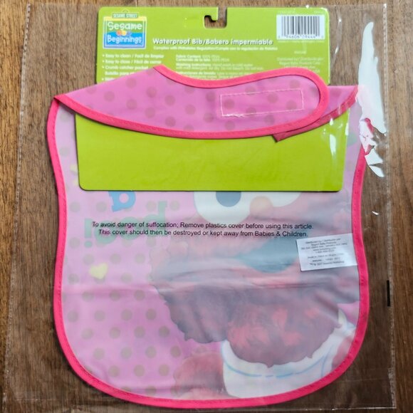 ADORABE SESAME STREET Baby Bib Peek a Boo Elmo Loves You Waterproof Bib BNIP - Picture 3 of 3
